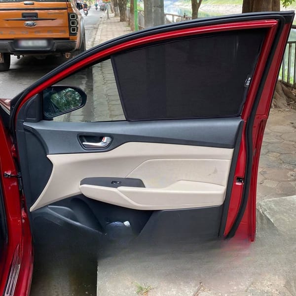 HYUNDAI ACCENT 2017-2023 custom-fit car window sun shades — photo 8