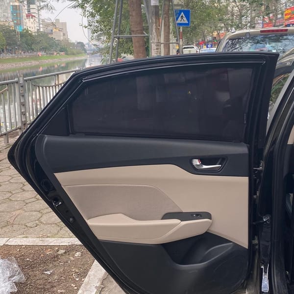 HYUNDAI ACCENT 2017-2023 custom-fit car window sun shades — photo 15