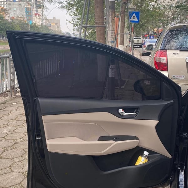 HYUNDAI ACCENT 2017-2023 custom-fit car window sun shades — photo 16