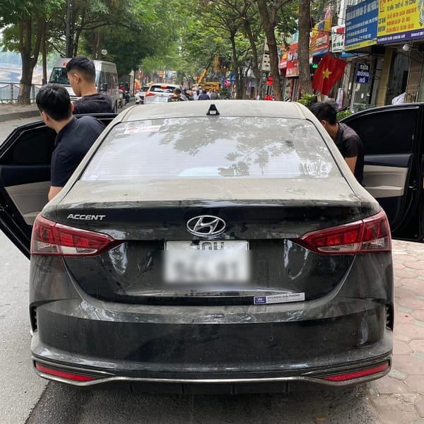 HYUNDAI ACCENT 2017-2023 custom-fit car window sun shades — photo 17