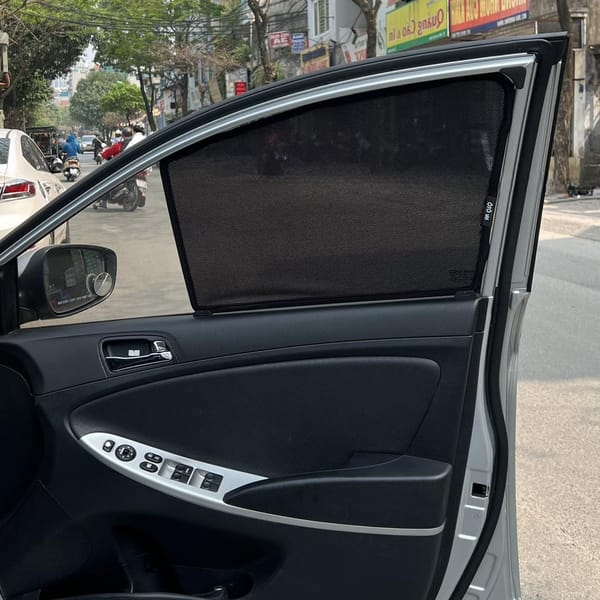 HYUNDAI ACCENT SEDAN 2011-2016 custom-fit car window sun shades — photo 4