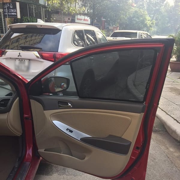 HYUNDAI ACCENT SEDAN 2011-2016 custom-fit car window sun shades — photo 6