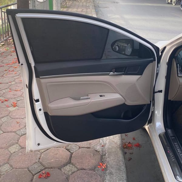 HYUNDAI ELANTRA 2017-2020 custom-fit car window sun shades — photo 16