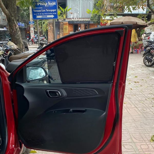 HYUNDAI I10 HATCHBACK 2021-2025 custom-fit car window sun shades — photo 8