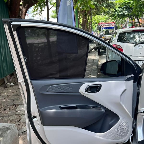 HYUNDAI I10 HATCHBACK 2021-2025 custom-fit car window sun shades — photo 11