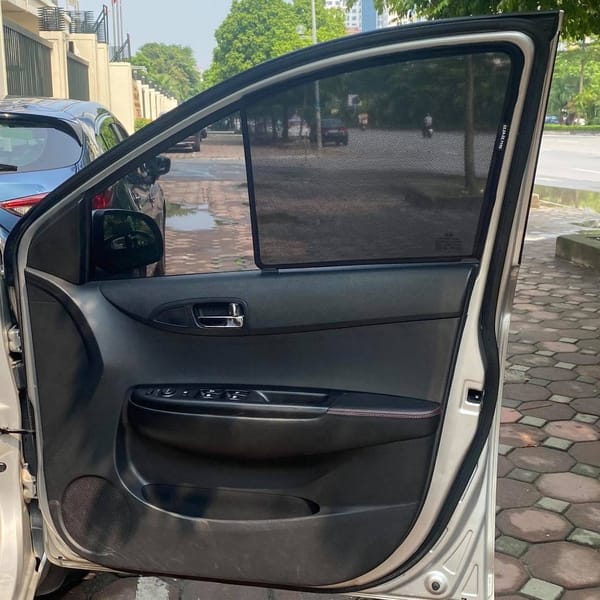 HYUNDAI I20 2008-2012 custom-fit car window sun shades — photo 12