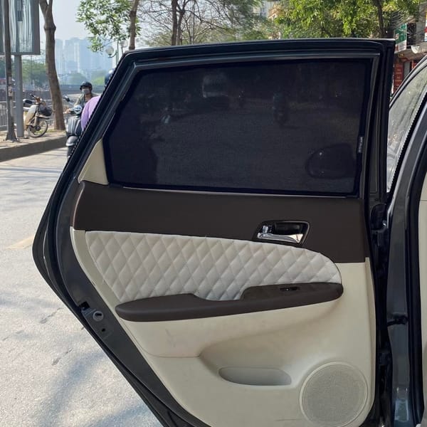 HYUNDAI I30 2007-2012 custom-fit car window sun shades — photo 1