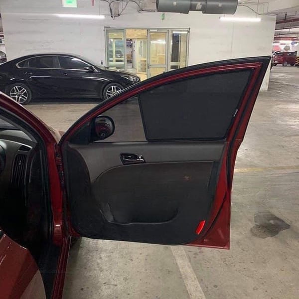 HYUNDAI I30 GD 2012-2017 custom-fit car window sun shades — photo 10