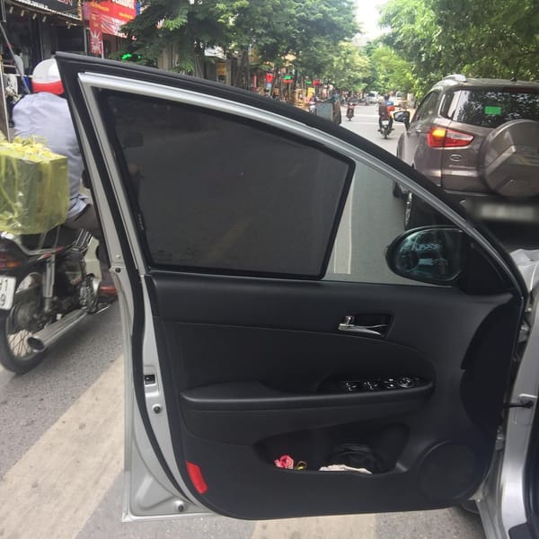 HYUNDAI I30 GD 2012-2017 custom-fit car window sun shades — photo 1