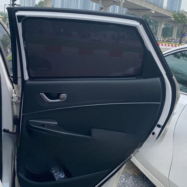 HYUNDAI KONA custom-fit car window sun shades — photo 5