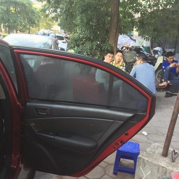 HYUNDAI SONATA 2005-2009 custom-fit car window sun shades — photo 3