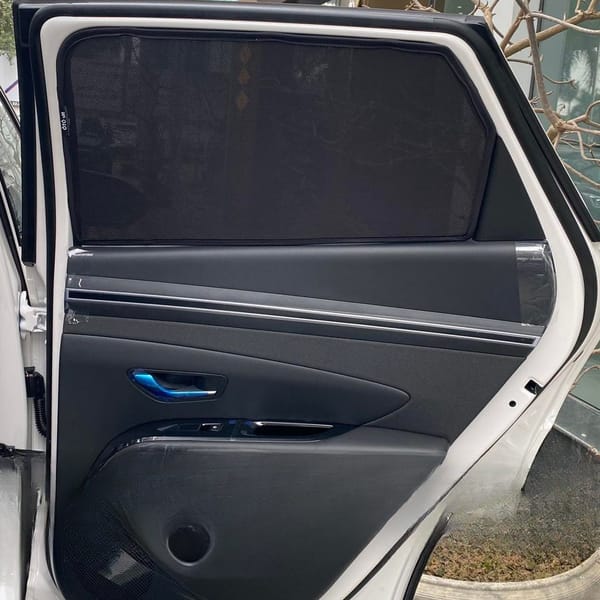 HYUNDAI TUCSON 2022-2025 custom-fit car window sun shades — photo 1