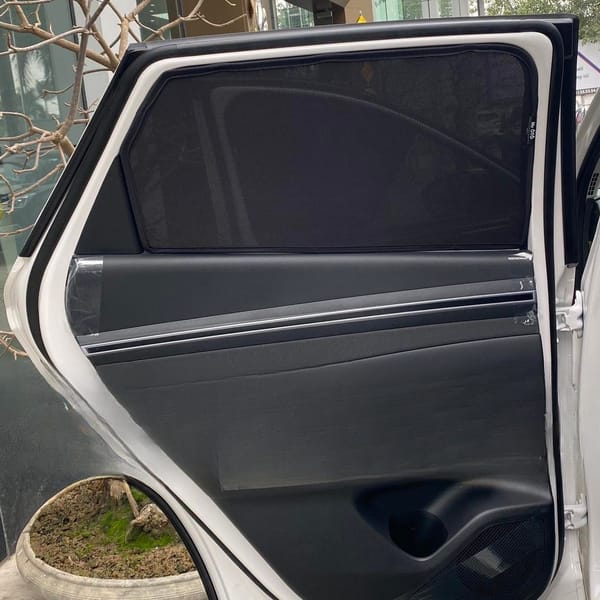 HYUNDAI TUCSON 2022-2025 custom-fit car window sun shades — photo 3