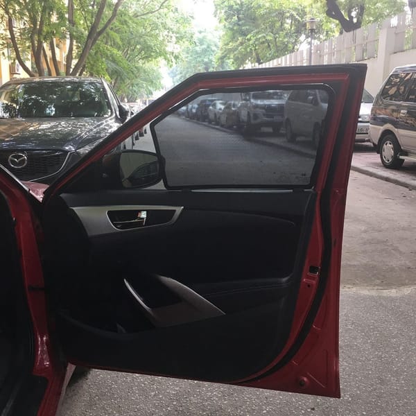 HYUNDAI VELOSTER custom-fit car window sun shades — photo 7