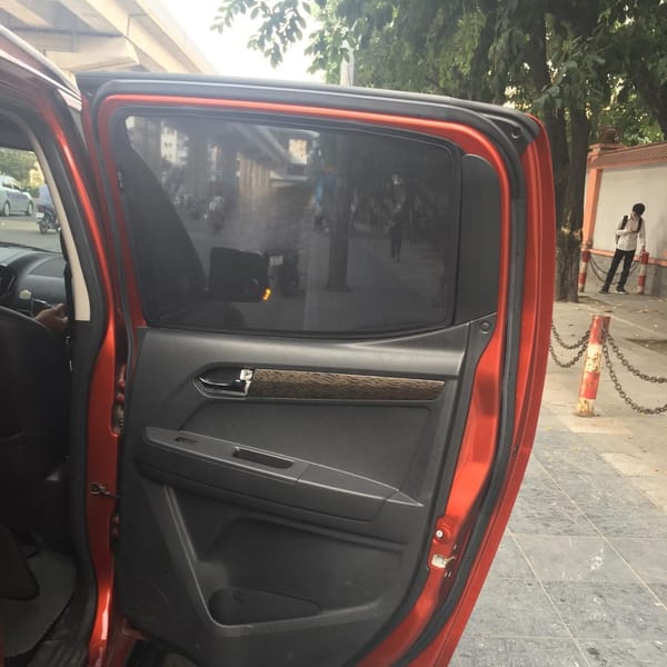 ISUZU D-MAX 2015-2019 custom-fit car window sun shades — photo 5