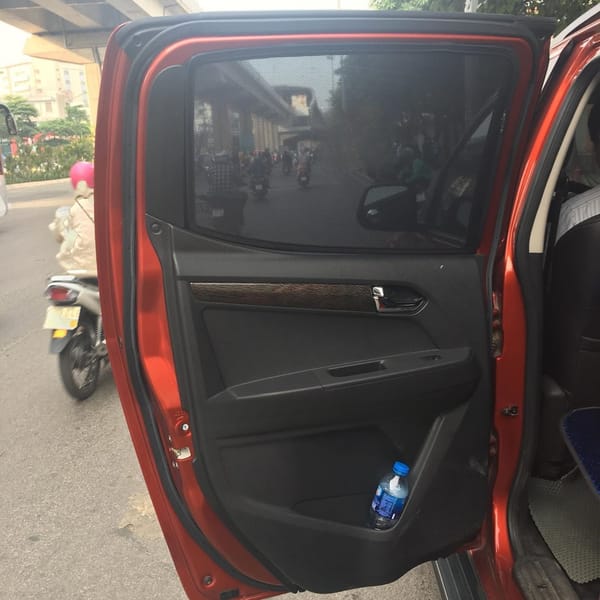 ISUZU D-MAX 2015-2019 custom-fit car window sun shades — photo 7