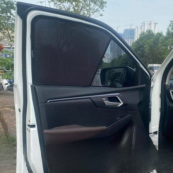ISUZU D-MAX 2021-2025 custom-fit car window sun shades — photo 2