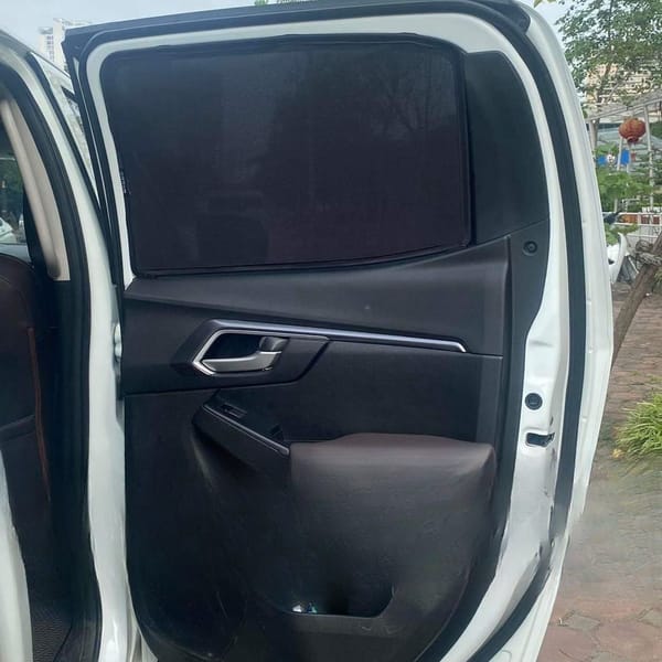 ISUZU D-MAX 2021-2025 custom-fit car window sun shades — photo 3