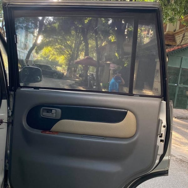 ISUZU HILANDER custom-fit car window sun shades — photo 1