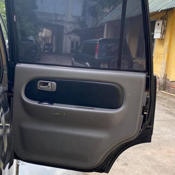 ISUZU HILANDER custom-fit car window sun shades — photo 7
