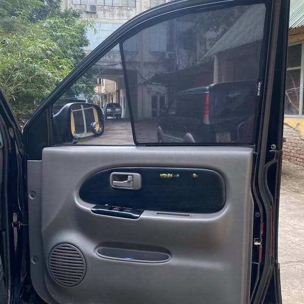 ISUZU HILANDER custom-fit car window sun shades — photo 8