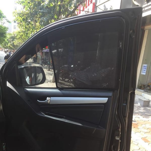 ISUZU MU-X 2016-2020 custom-fit car window sun shades — photo 4