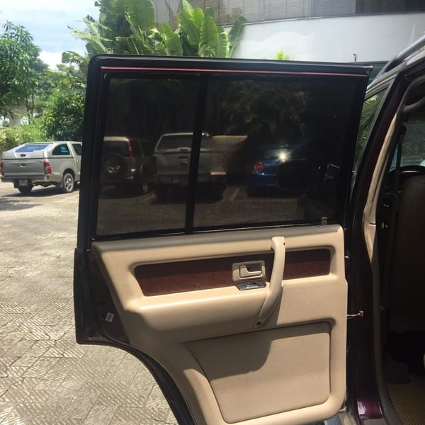 ISUZU TROOPER custom-fit car window sun shades — photo 1