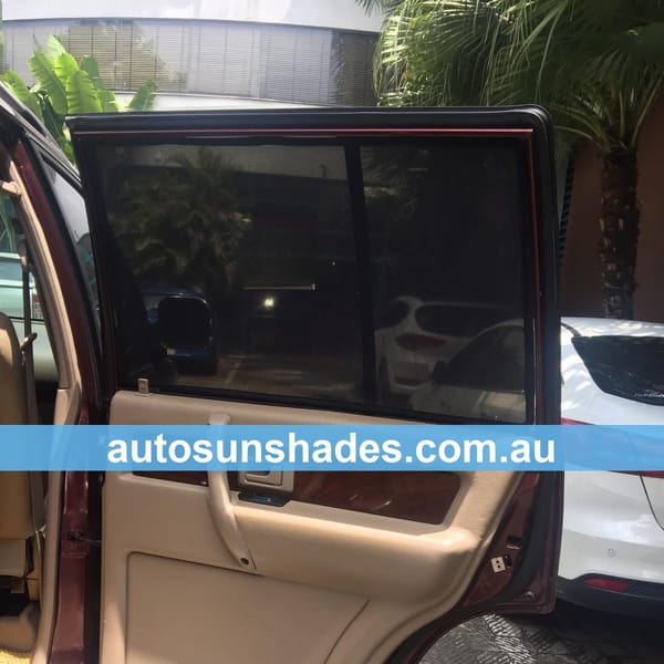 ISUZU TROOPER custom-fit car window sun shades — photo 3