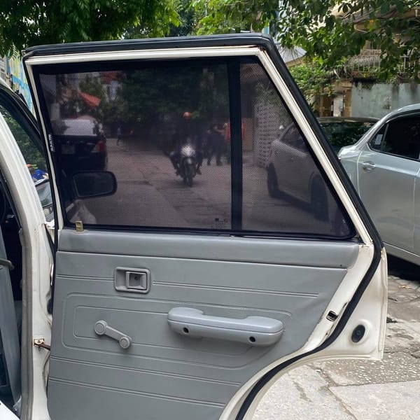 KIA CD5 PRIDE HATCHBACK custom-fit car window sun shades — photo 3