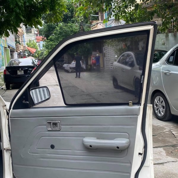 KIA CD5 PRIDE HATCHBACK custom-fit car window sun shades — photo 4