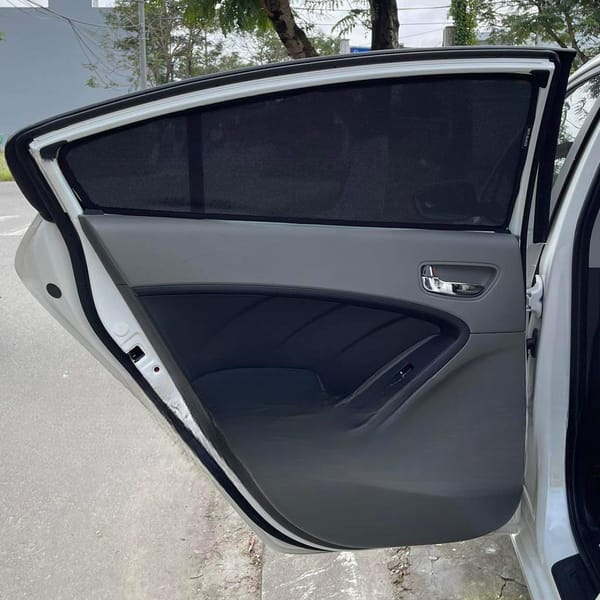 KIA CERATO / K3 2015-2018 custom-fit car window sun shades — photo 3