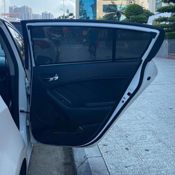 KIA CERATO / K3 2015-2018 custom-fit car window sun shades — photo 13