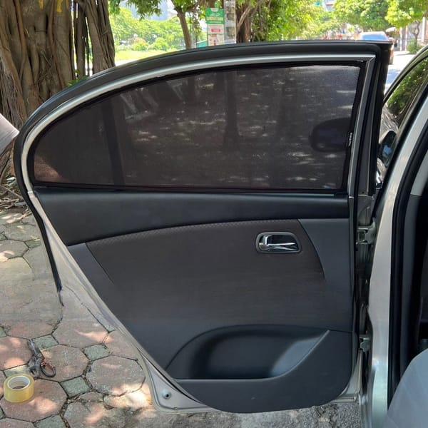 KIA PRIDE / KIA RIO SEDAN 2010 custom-fit car window sun shades — photo 1