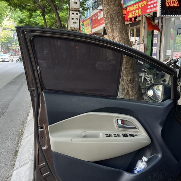 KIA RIO HATCHBACK custom-fit car window sun shades — photo 2