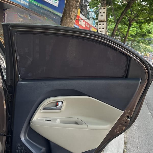KIA RIO HATCHBACK custom-fit car window sun shades — photo 3