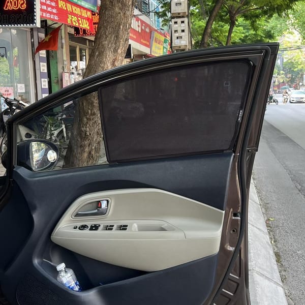 KIA RIO HATCHBACK custom-fit car window sun shades — photo 4
