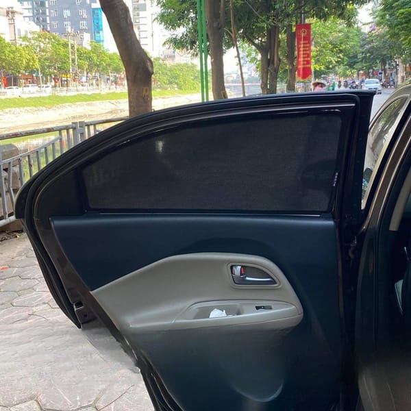 KIA RIO HATCHBACK custom-fit car window sun shades — photo 5