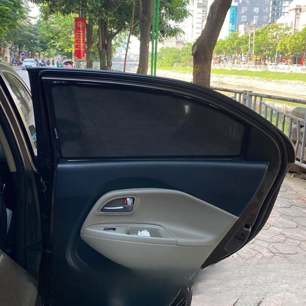 KIA RIO HATCHBACK custom-fit car window sun shades — photo 7