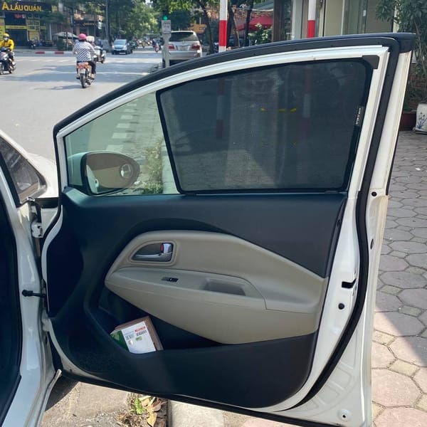 KIA RIO HATCHBACK custom-fit car window sun shades — photo 12