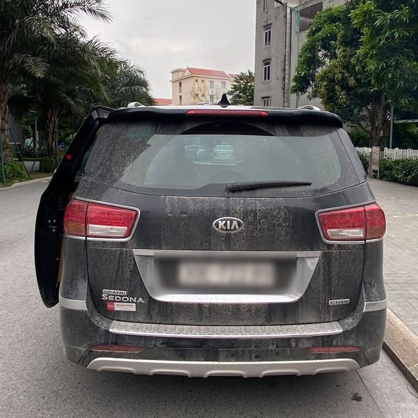 KIA GRAND CARNIVAL 2015-2021 custom-fit car window sun shades — photo 3