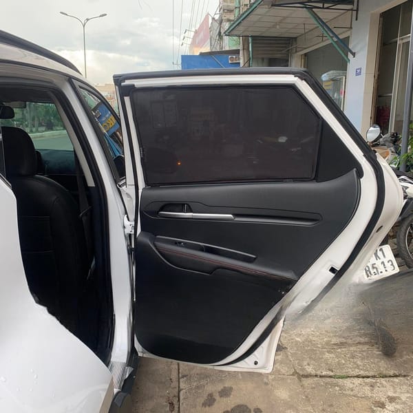 KIA SONET custom-fit car window sun shades — photo 7