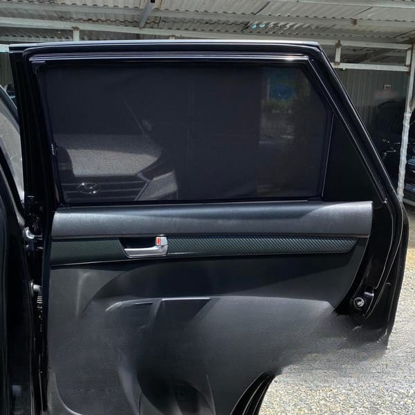 KIA SORENTO 2011-2020 custom-fit car window sun shades — photo 3