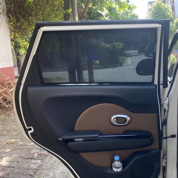 KIA SOUL 2014-2019 custom-fit car window sun shades — photo 3