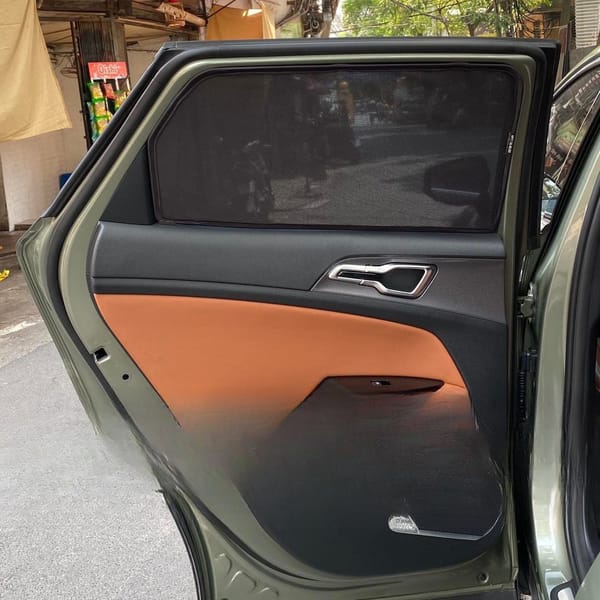 KIA SPORTAGE 2021-PRESENT custom-fit car window sun shades — photo 2