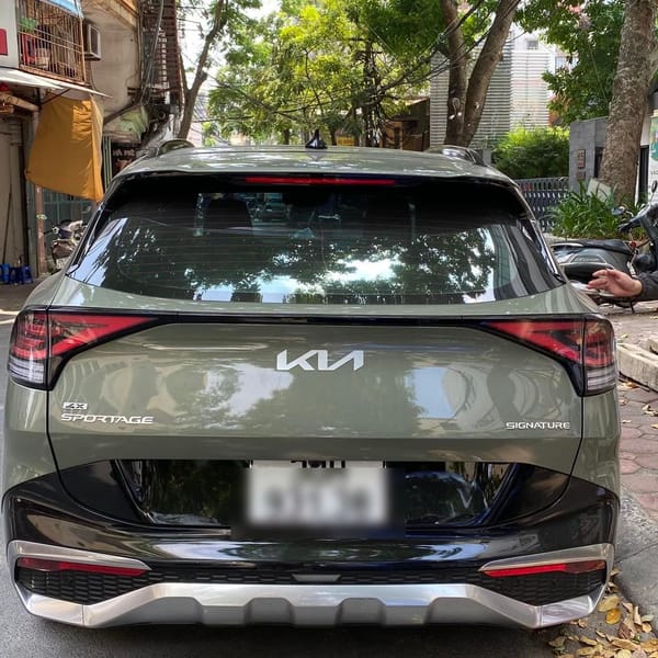 KIA SPORTAGE 2021-PRESENT custom-fit car window sun shades — photo 4