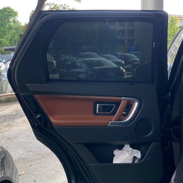 LAND ROVER DISCOVERY SPORT HSE custom-fit car window sun shades — photo 3