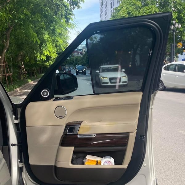 LAND ROVER RANGE ROVER SUPERCHARGED 2016-2022 custom-fit car window sun shades — photo 4