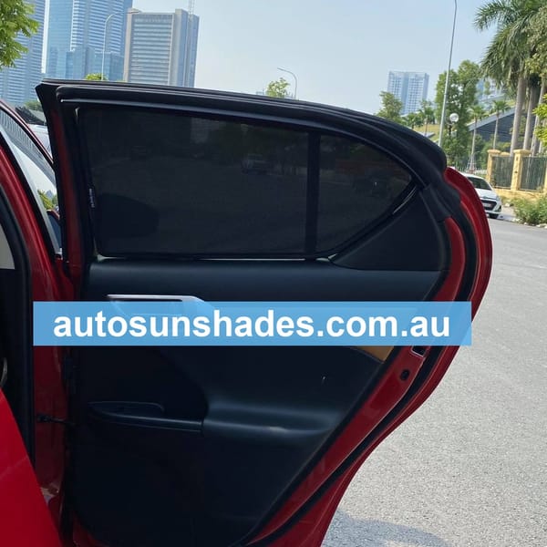 LEXUS CT200H custom-fit car window sun shades — photo 2