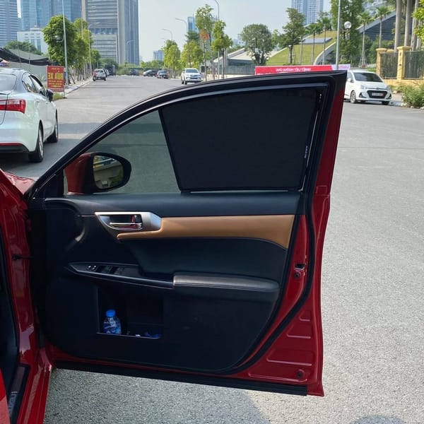 LEXUS CT200H custom-fit car window sun shades — photo 4