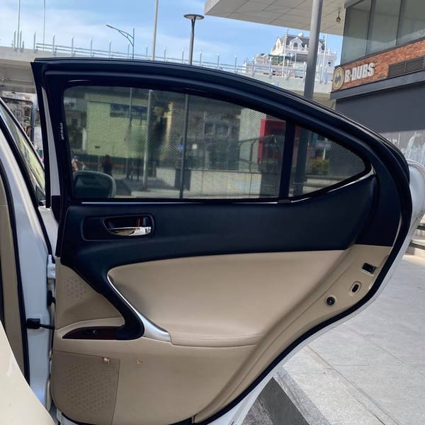 LEXUS IS250 custom-fit car window sun shades — photo 1